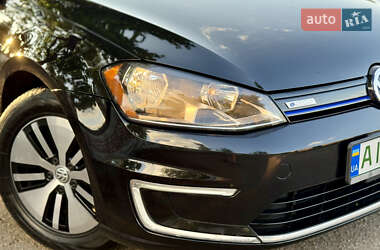 Хэтчбек Volkswagen e-Golf 2015 в 