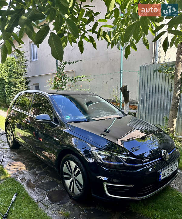 Хэтчбек Volkswagen e-Golf 2020 в Мукачево