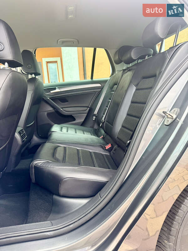 Хэтчбек Volkswagen e-Golf 2019 в Самборе