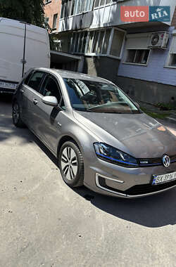 Хетчбек Volkswagen e-Golf 2014 в Кам'янець-Подільському