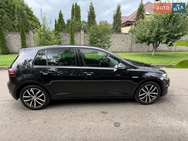 Хэтчбек Volkswagen e-Golf 2019 в Ровно