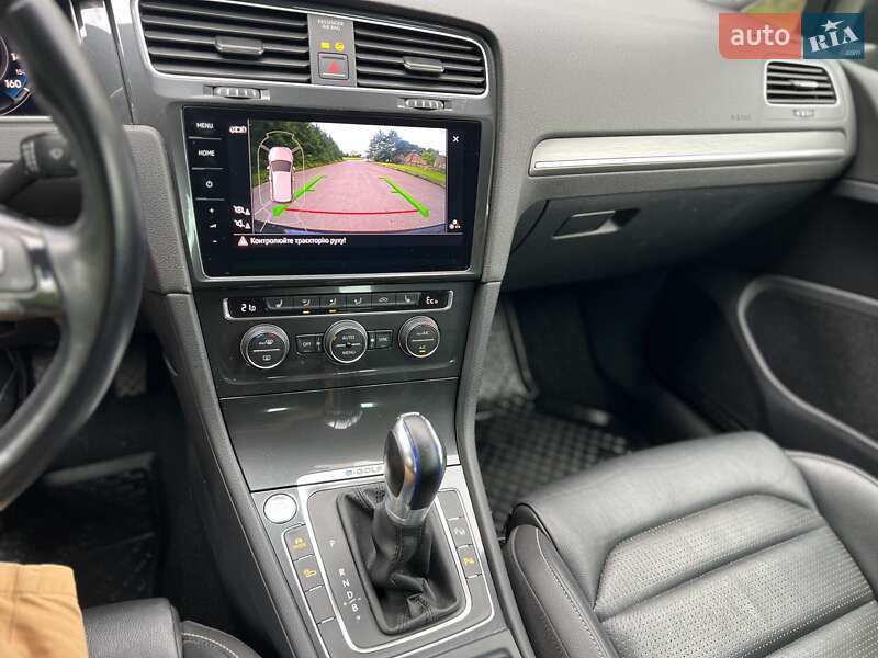 Хэтчбек Volkswagen e-Golf 2019 в Ровно