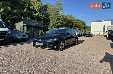 Хэтчбек Volkswagen e-Golf 2015 в Ровно