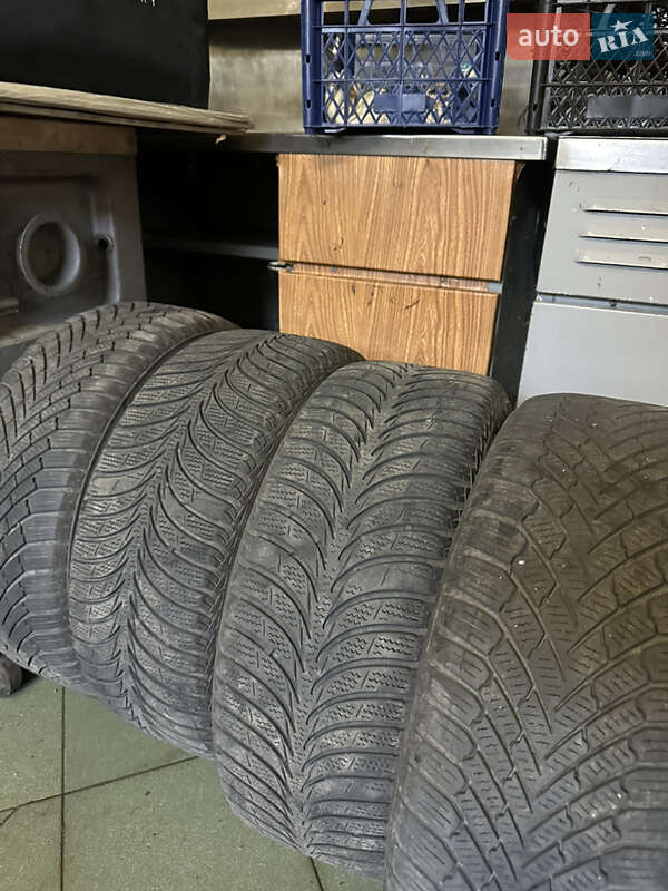 Хетчбек Volkswagen e-Golf 2018 в Мукачевому