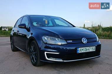 Хэтчбек Volkswagen e-Golf 2015 в Бердичеве