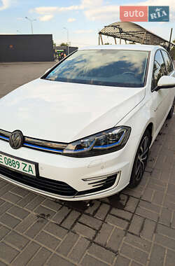 Хэтчбек Volkswagen e-Golf 2020 в Днепре