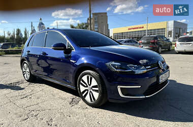 Хэтчбек Volkswagen e-Golf 2017 в Виннице