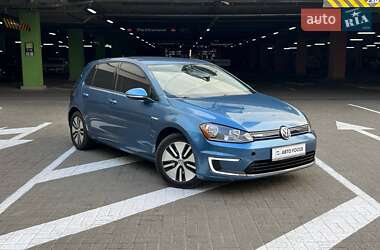 Хетчбек Volkswagen e-Golf 2016 в Києві