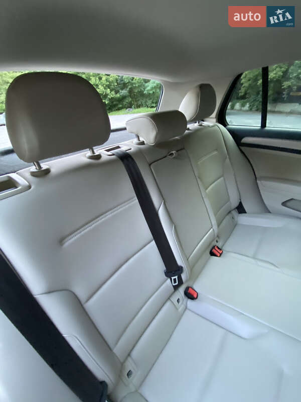 Хетчбек Volkswagen e-Golf 2015 в Полтаві