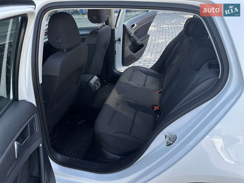 Хетчбек Volkswagen e-Golf 2018 в Тернополі