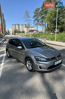 Хэтчбек Volkswagen e-Golf 2017 в Житомире