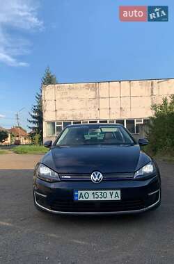 Хэтчбек Volkswagen e-Golf 2014 в Мукачево