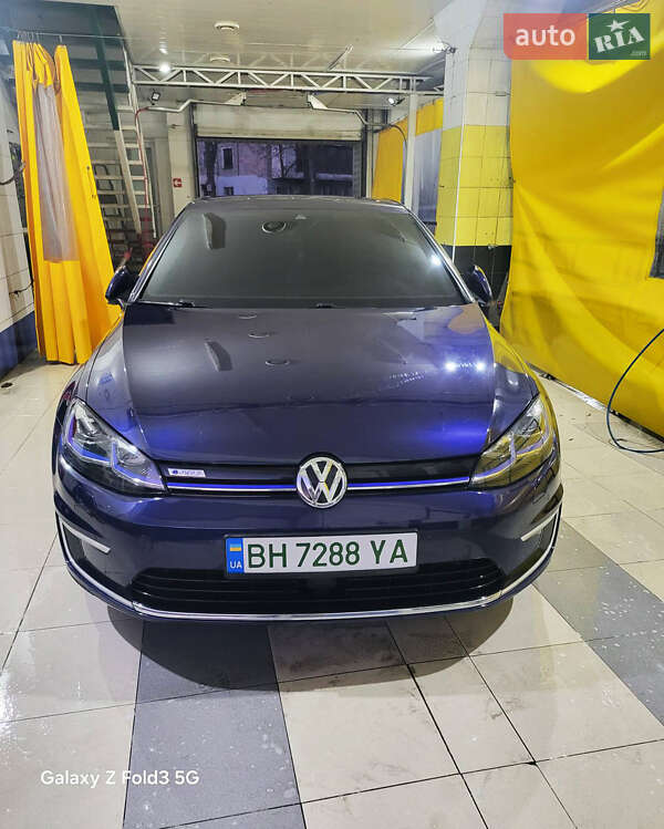Volkswagen e-Golf 2017