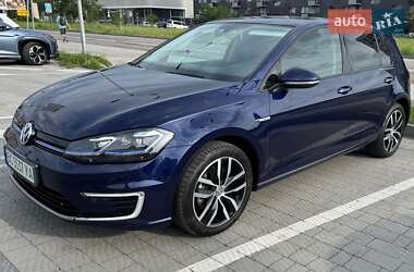 Хэтчбек Volkswagen e-Golf 2020 в Львове