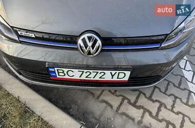 Хэтчбек Volkswagen e-Golf 2019 в Львове