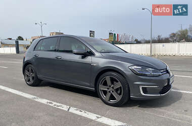 Хетчбек Volkswagen e-Golf 2018 в Полтаві