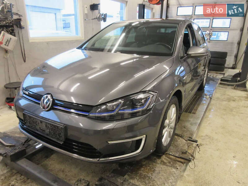 Хетчбек Volkswagen e-Golf 2018 в Кривому Розі