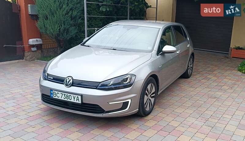 Volkswagen e-Golf 2014