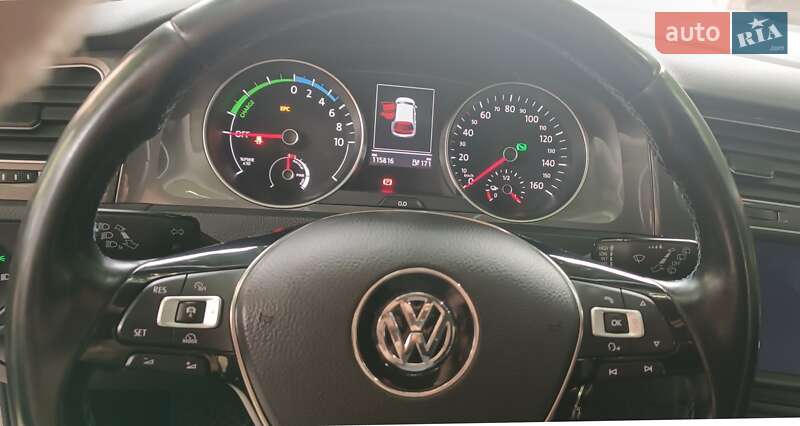 Хетчбек Volkswagen e-Golf 2014 в Львові