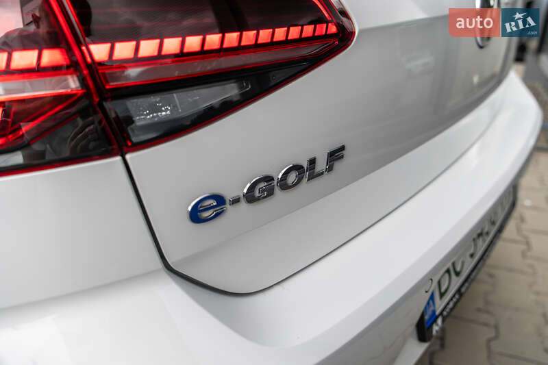 Хэтчбек Volkswagen e-Golf 2018 в Львове фото 26 Хэтчбек Volkswagen e-Golf 2018 в Львове
