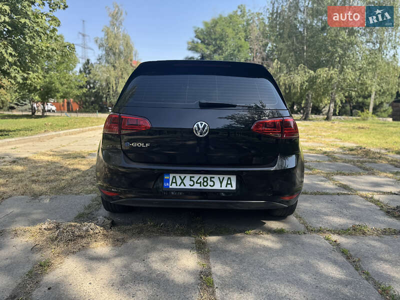 Хетчбек Volkswagen e-Golf 2015 в Харкові фото 8 Хетчбек Volkswagen e-Golf 2015 в Харкові