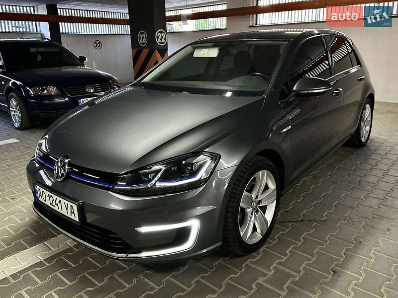 Хэтчбек Volkswagen e-Golf 2018 в Ужгороде фото 12 Хэтчбек Volkswagen e-Golf 2018 в Ужгороде