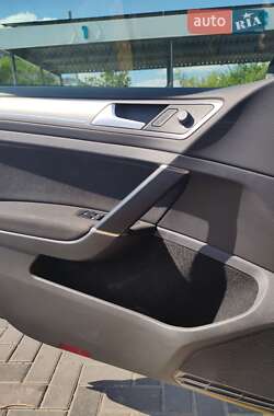 Хэтчбек Volkswagen e-Golf 2015 в Запорожье
