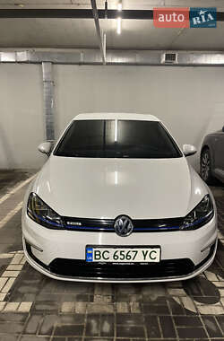 Хетчбек Volkswagen e-Golf 2016 в Львові