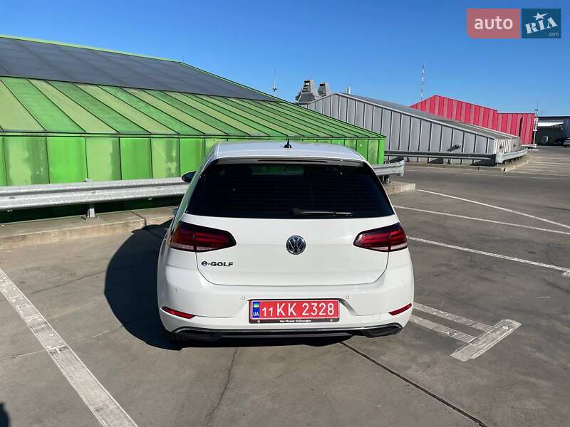 Хетчбек Volkswagen e-Golf 2020 в Києві