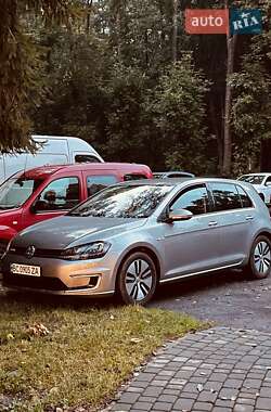 Хэтчбек Volkswagen e-Golf 2014 в Львове