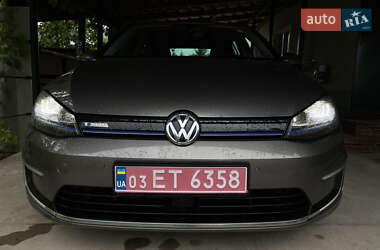 Хэтчбек Volkswagen e-Golf 2015 в Кропивницком