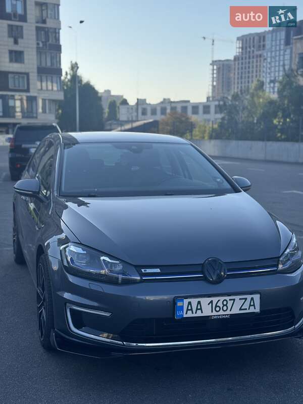 Хетчбек Volkswagen e-Golf 2018 в Києві фото 8 Хетчбек Volkswagen e-Golf 2018 в Києві