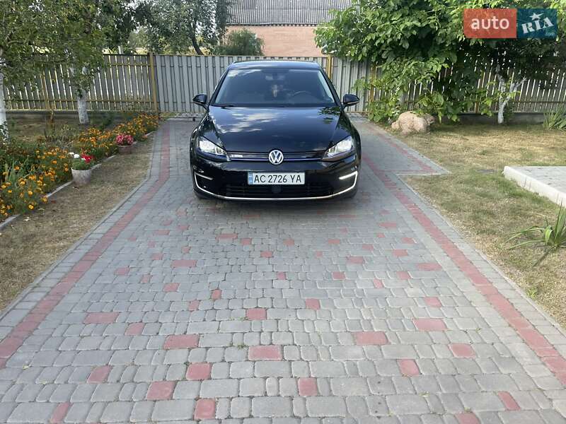 Хэтчбек Volkswagen e-Golf 2014 в Любомле фото 17 Хэтчбек Volkswagen e-Golf 2014 в Любомле