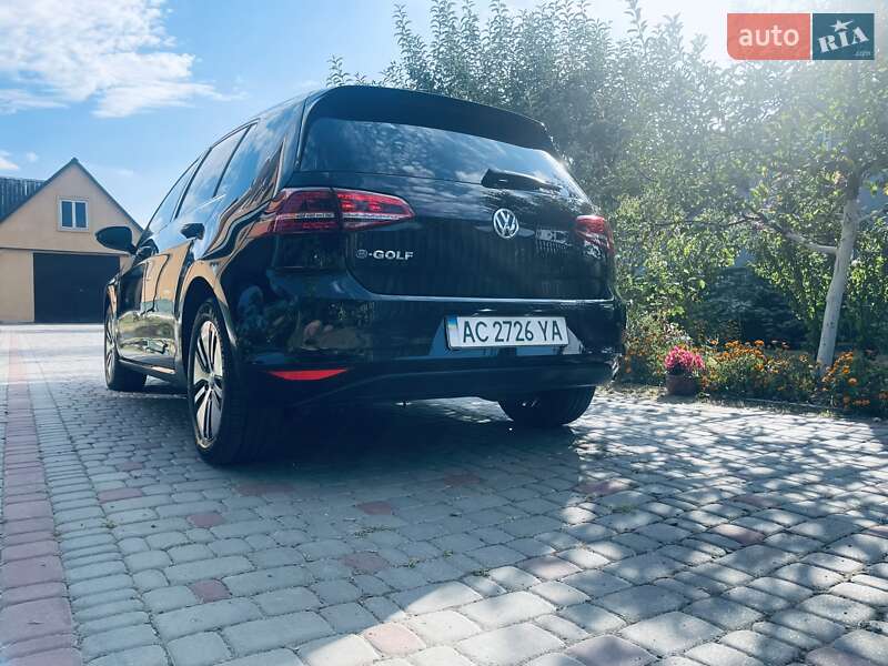 Хэтчбек Volkswagen e-Golf 2014 в Любомле фото 28 Хэтчбек Volkswagen e-Golf 2014 в Любомле