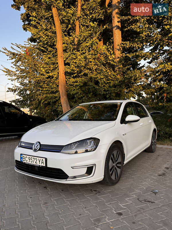 Хетчбек Volkswagen e-Golf 2014 в Львові