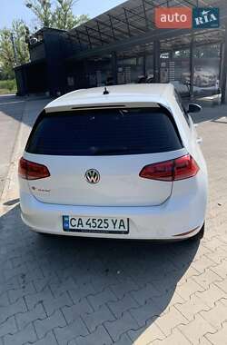 Хетчбек Volkswagen e-Golf 2016 в Умані