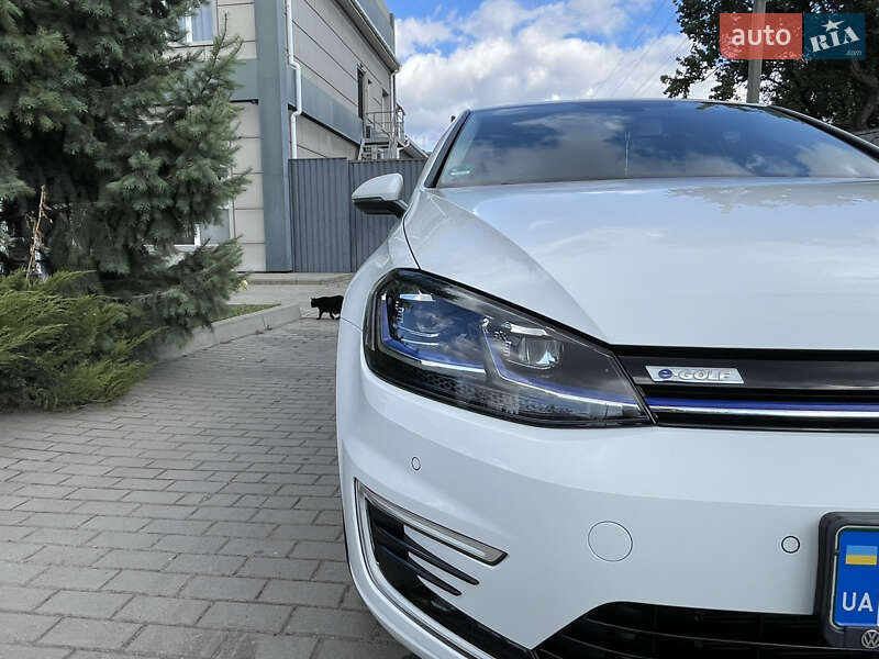 Хетчбек Volkswagen e-Golf 2020 в Павлограді