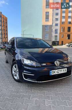 Хетчбек Volkswagen e-Golf 2016 в Рівному