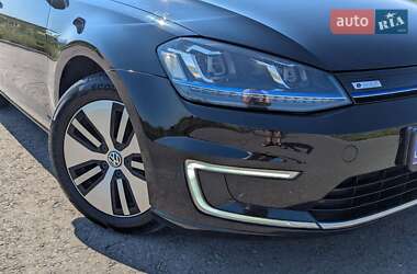 Хетчбек Volkswagen e-Golf 2016 в Дрогобичі