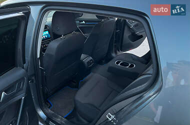 Хэтчбек Volkswagen e-Golf 2019 в 