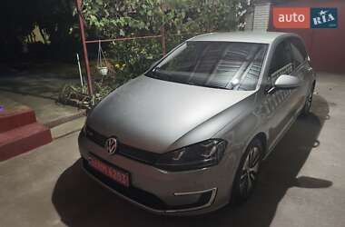 Хэтчбек Volkswagen e-Golf 2015 в Житомире