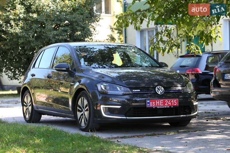 Хэтчбек Volkswagen e-Golf 2015 в Тернополе