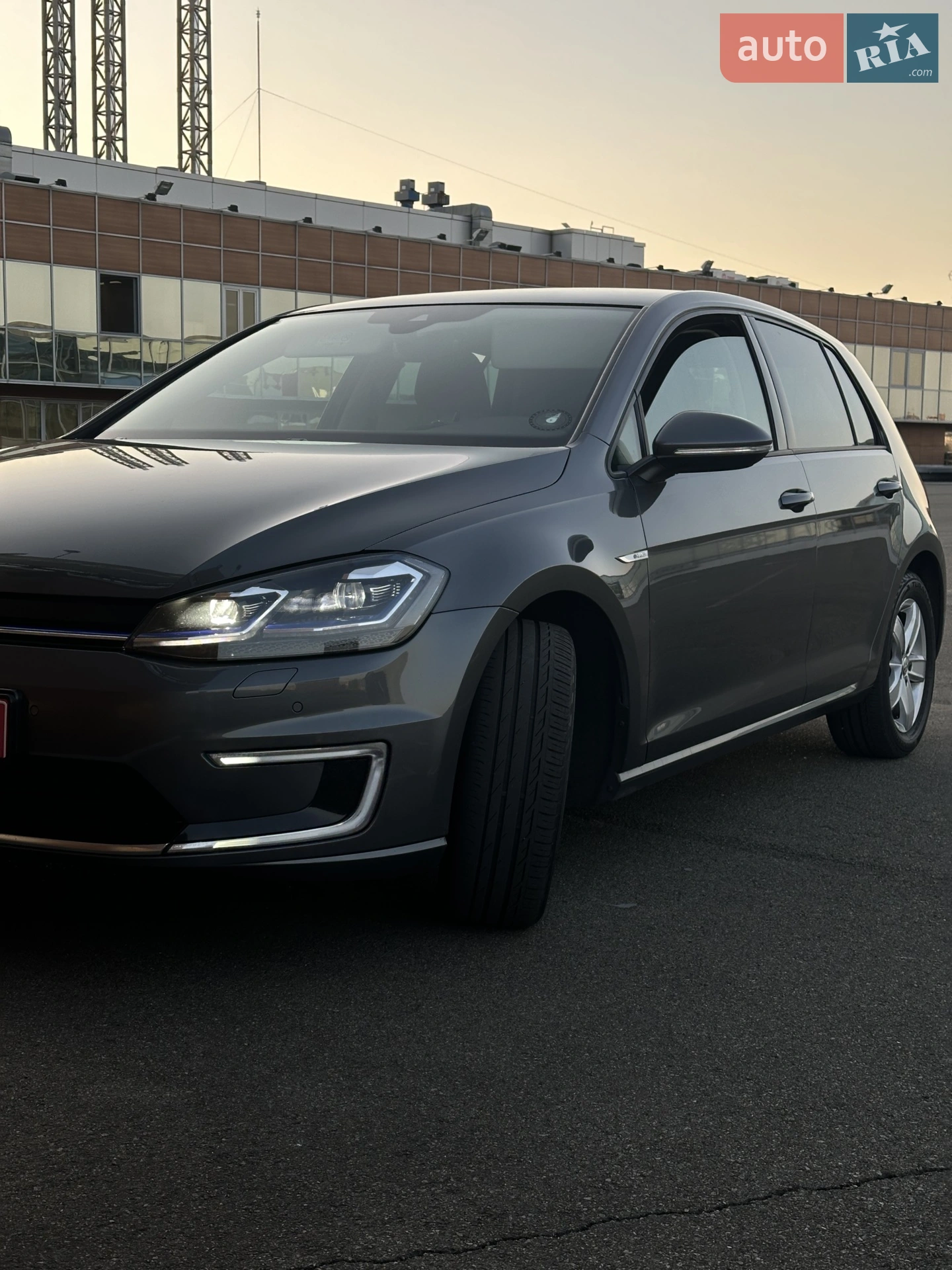 2018 Volkswagen Golf - мініатюра 3