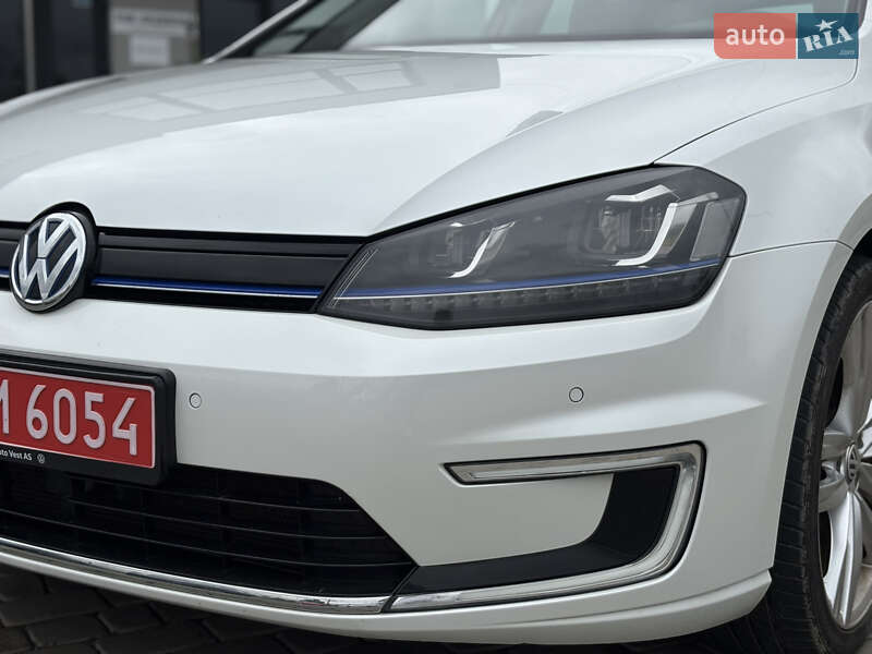 Хетчбек Volkswagen e-Golf 2014 в Луцьку фото 16 Хетчбек Volkswagen e-Golf 2014 в Луцьку