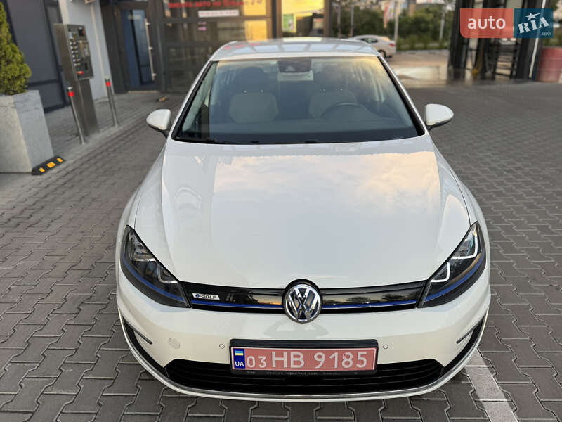 Хэтчбек Volkswagen e-Golf 2015 в Ровно