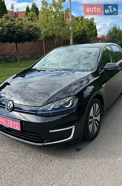 Хетчбек Volkswagen e-Golf 2016 в Рівному