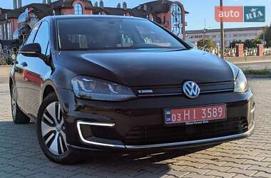 Хэтчбек Volkswagen e-Golf 2016 в Дрогобыче