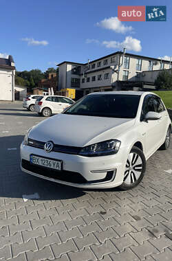 Хэтчбек Volkswagen e-Golf 2015 в Хмельницком