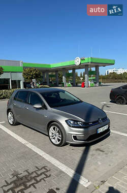 Хэтчбек Volkswagen e-Golf 2017 в Каменец-Подольском
