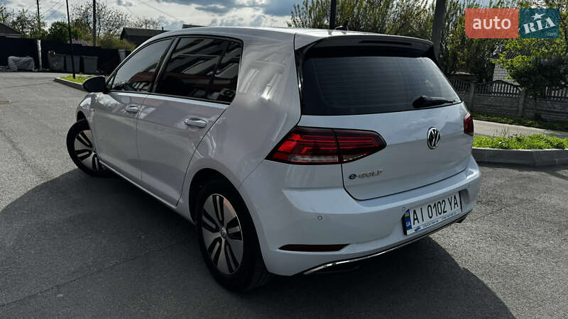Хетчбек Volkswagen e-Golf 2017 в Миронівці